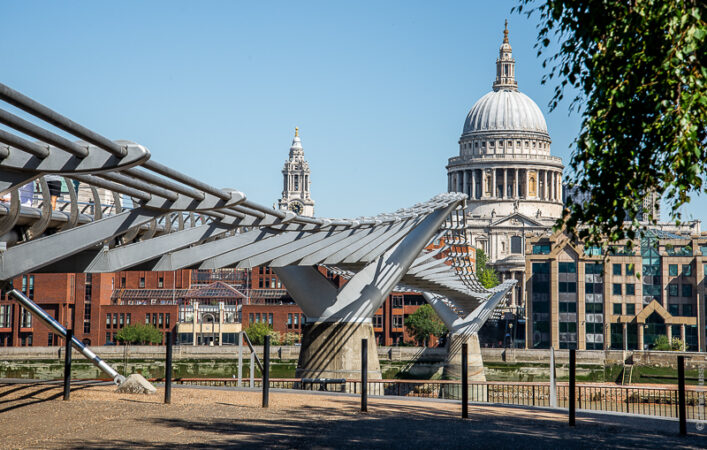 Modern engineering contrasts with the Baroque architecture of St Paul's (Aug20)